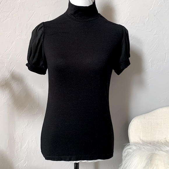 Anne Klien Pleated Sleeve Top - Picture 2 of 7